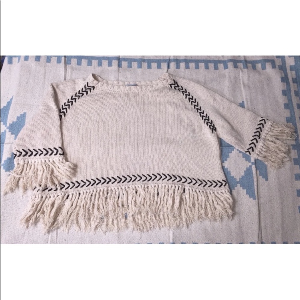 Boxy Western Fringe Boho Cream w/Black Bell Sleeve Chunky Knit Sweater Women’s L - Picture 5 of 10